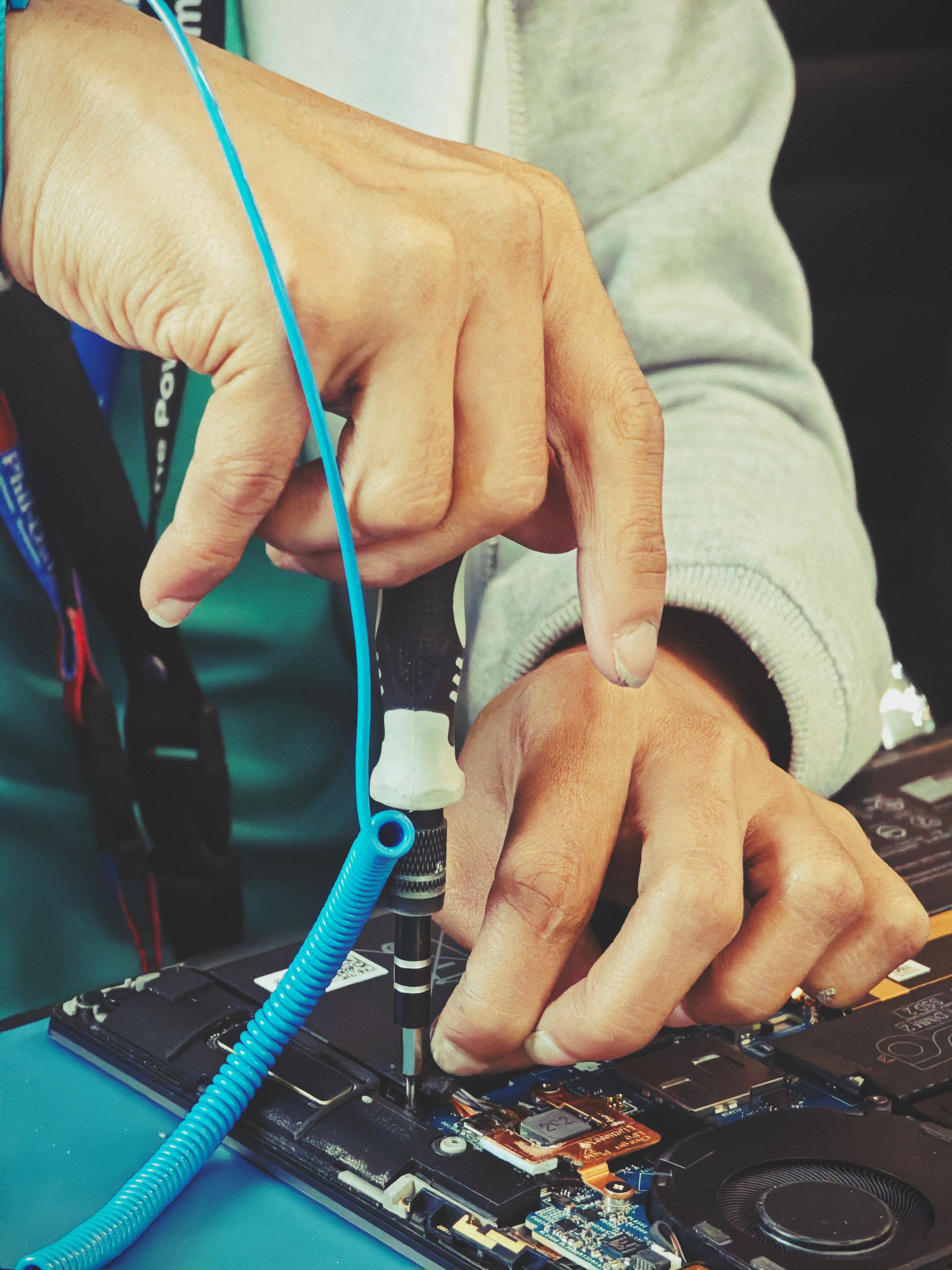 Mobile device repair work example